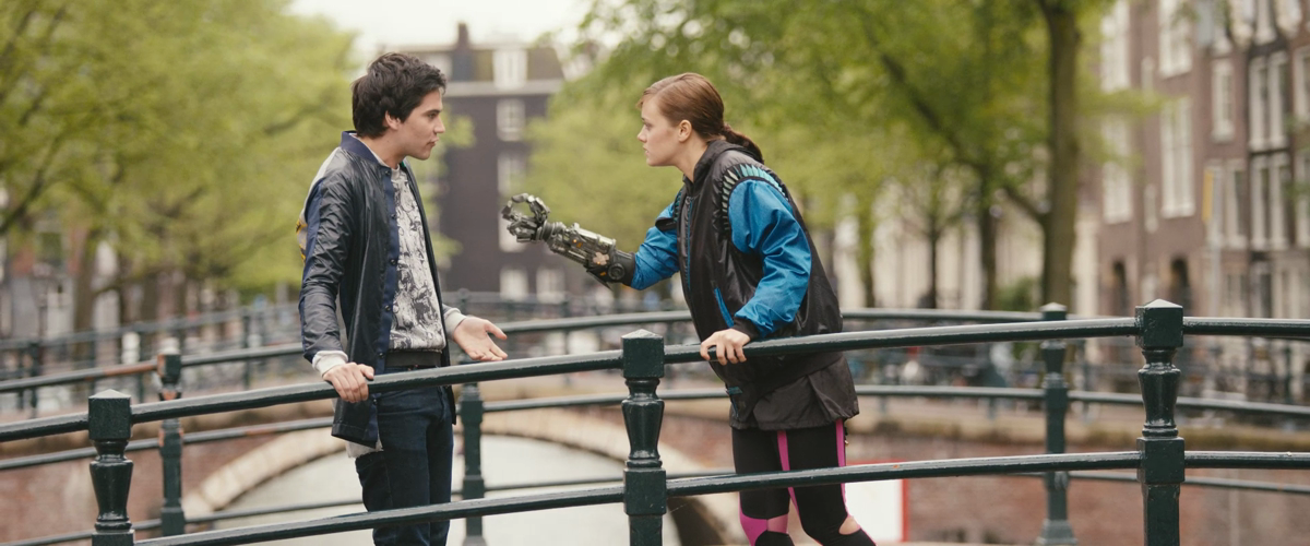 Two people on an Amsterdam bridge